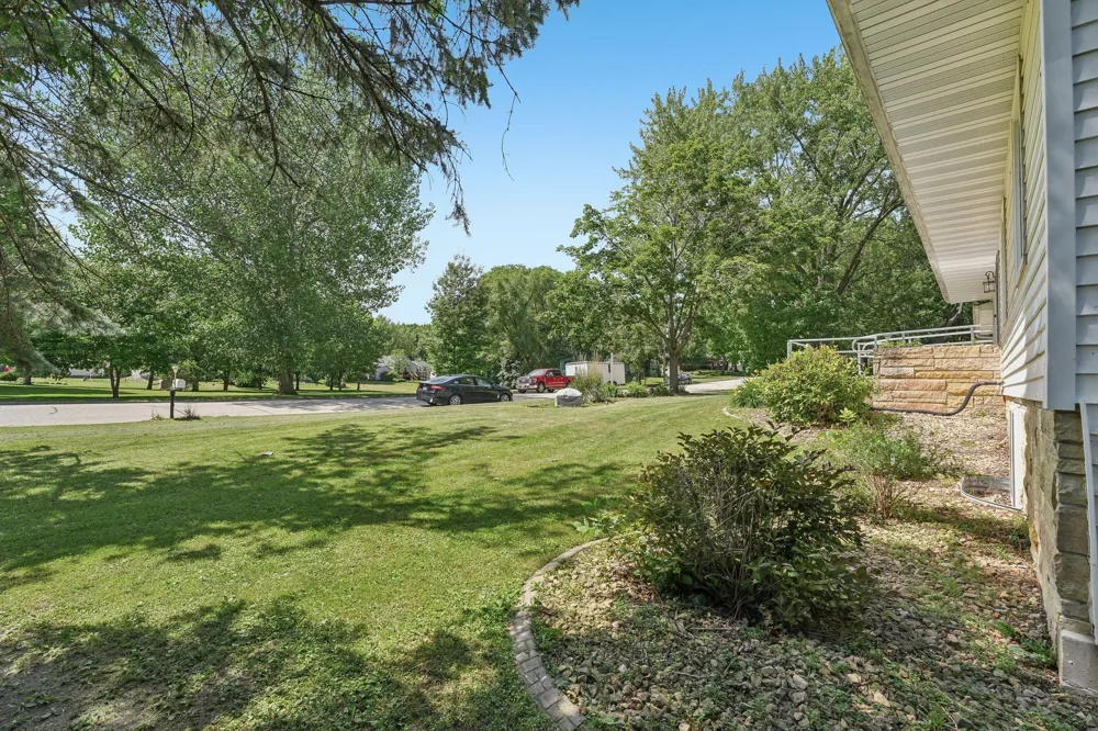 118 4th Avenue NE Lonsdale, MN 55046