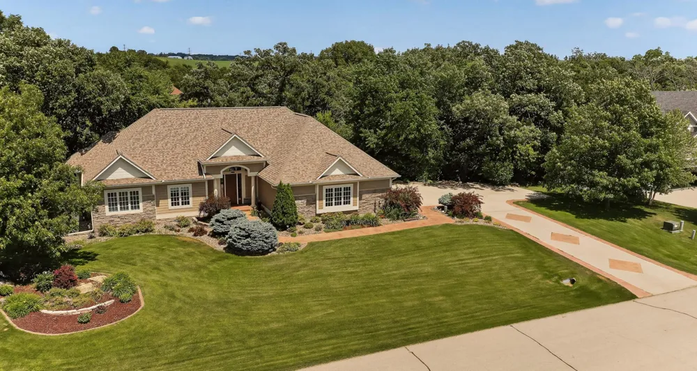 570 River Park Road SE Oronoco, MN 55960
