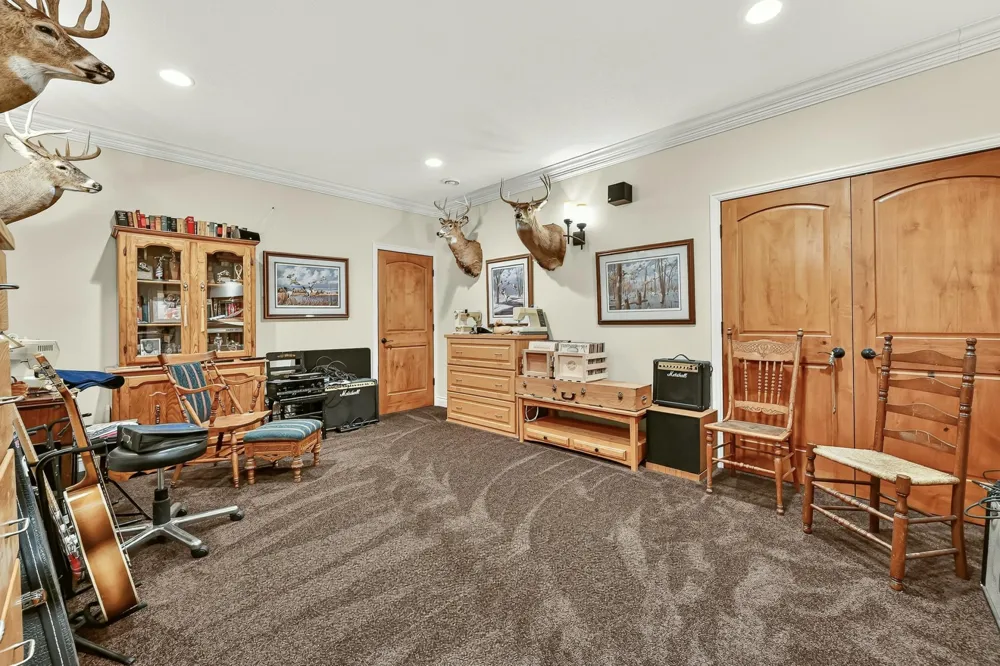 570 River Park Road SE Oronoco, MN 55960