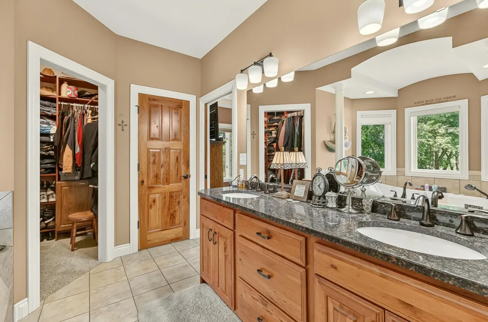 570 River Park Road SE Oronoco, MN 55960