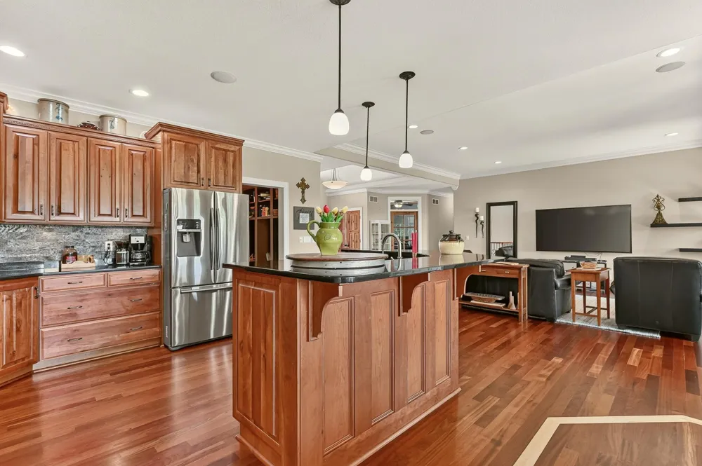 570 River Park Road SE Oronoco, MN 55960