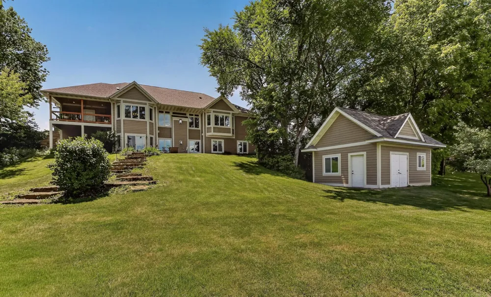 570 River Park Road SE Oronoco, MN 55960