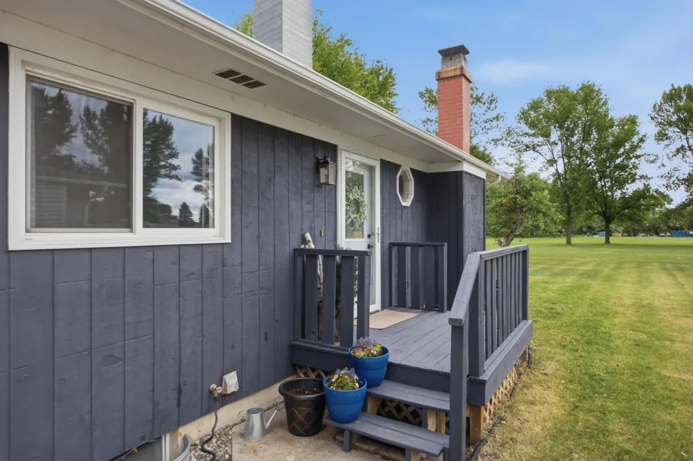 2328 Country Club Parkway Moorhead, MN 56560