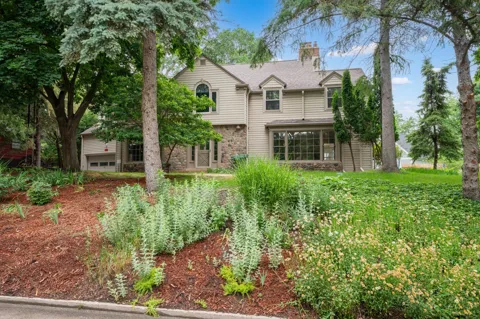 1118 Plummer Circle SW
