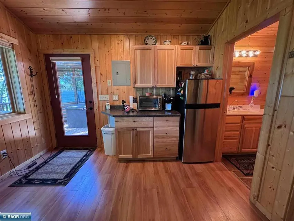 7359 Oak Narrows Shore Cook, MN 55723