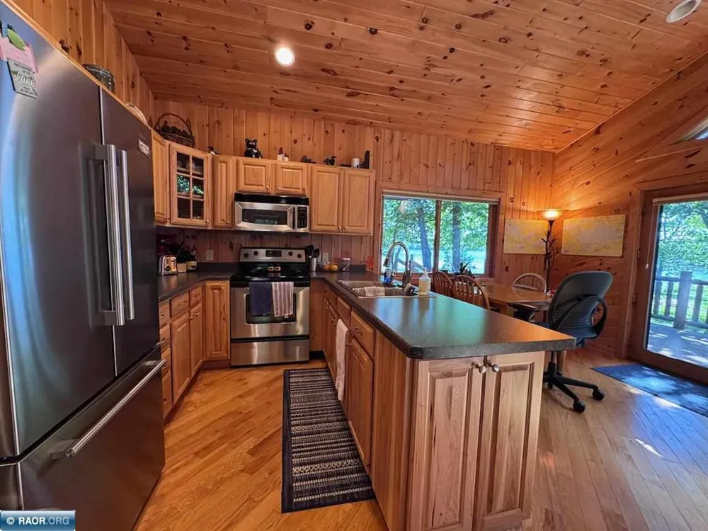 7359 Oak Narrows Shore Cook, MN 55723
