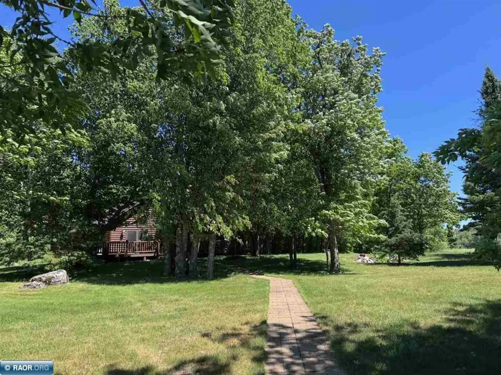 7359 Oak Narrows Shore Cook, MN 55723