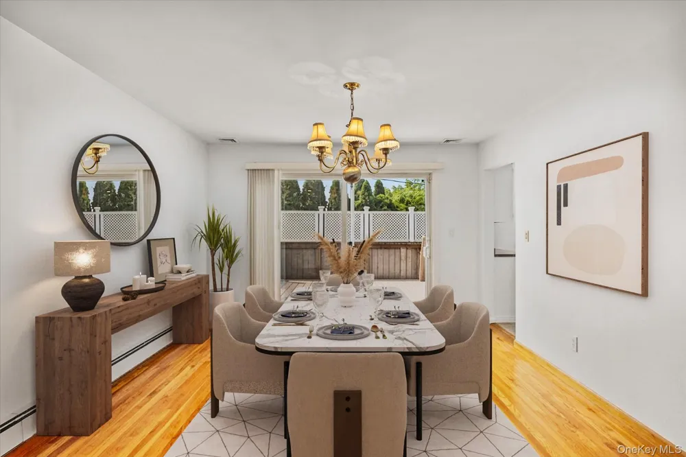 228 Robby Lane Manhasset Hills, NY 11040
