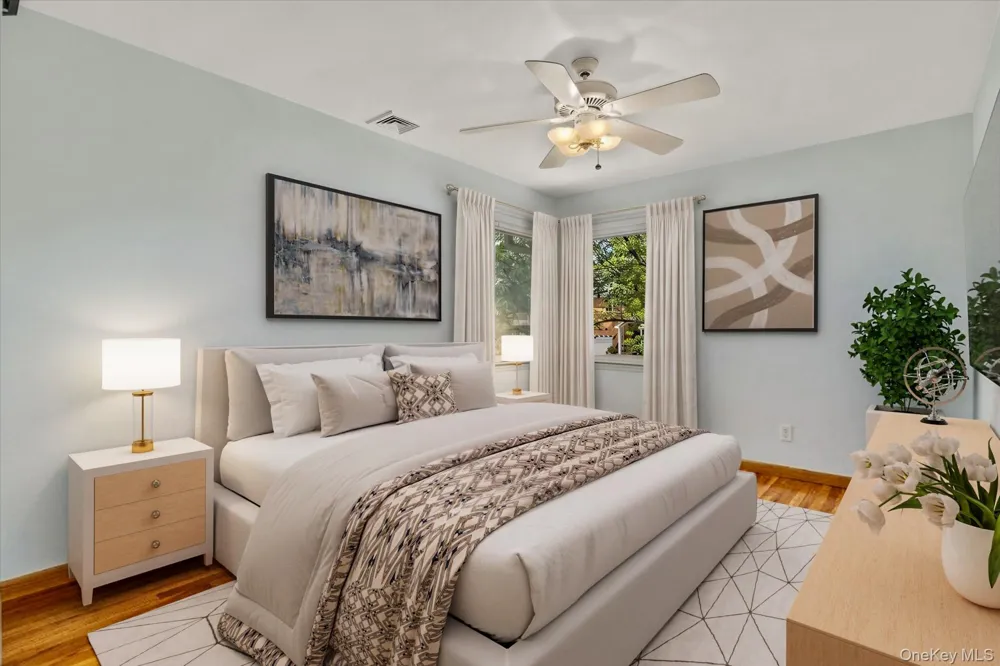 228 Robby Lane Manhasset Hills, NY 11040