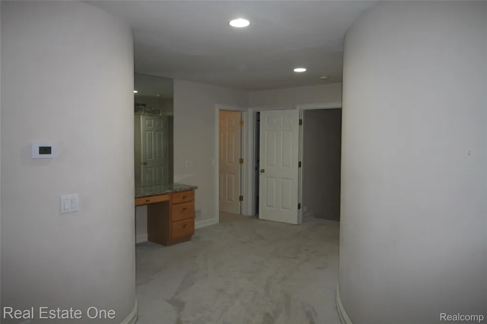 3417 Hidden Oaks Lane West Bloomfield Charter Township, MI 48324
