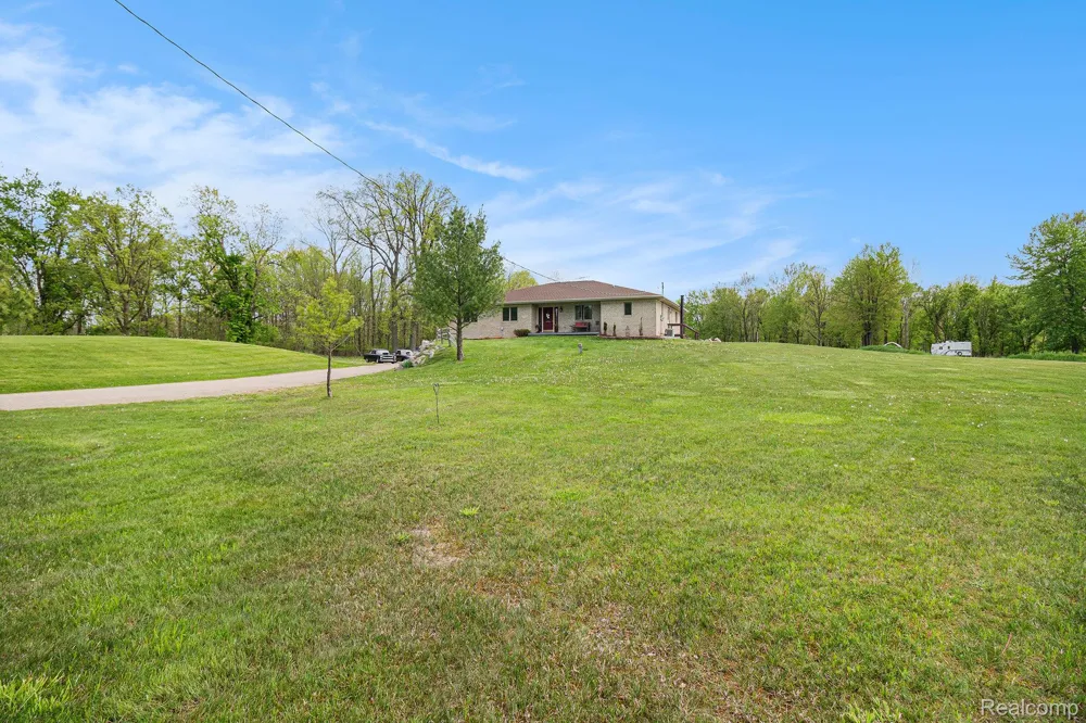 7031 Munsell Road Iosco Township, MI 48843
