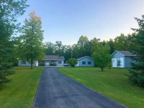 1923 State Highway 11 SE