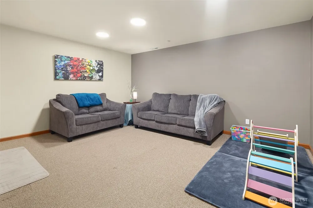 2123 131st Place SW Everett, WA 98204