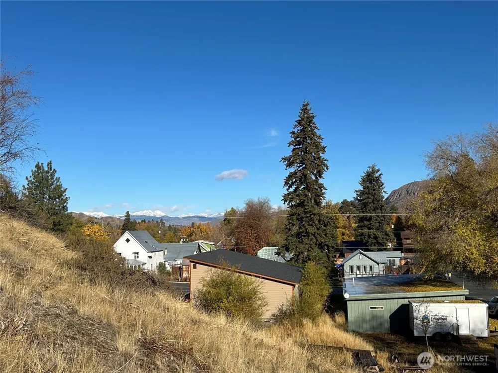 136 Johnson Street Twisp, WA 98856