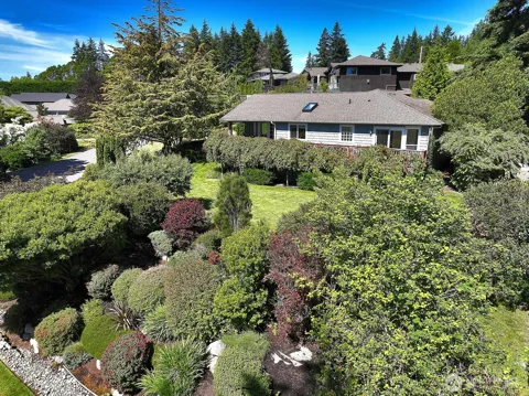 2441 Hillis Drive