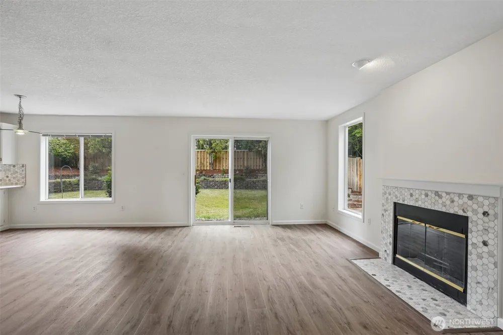 2111 NW Willow Drive Camas, WA 98607