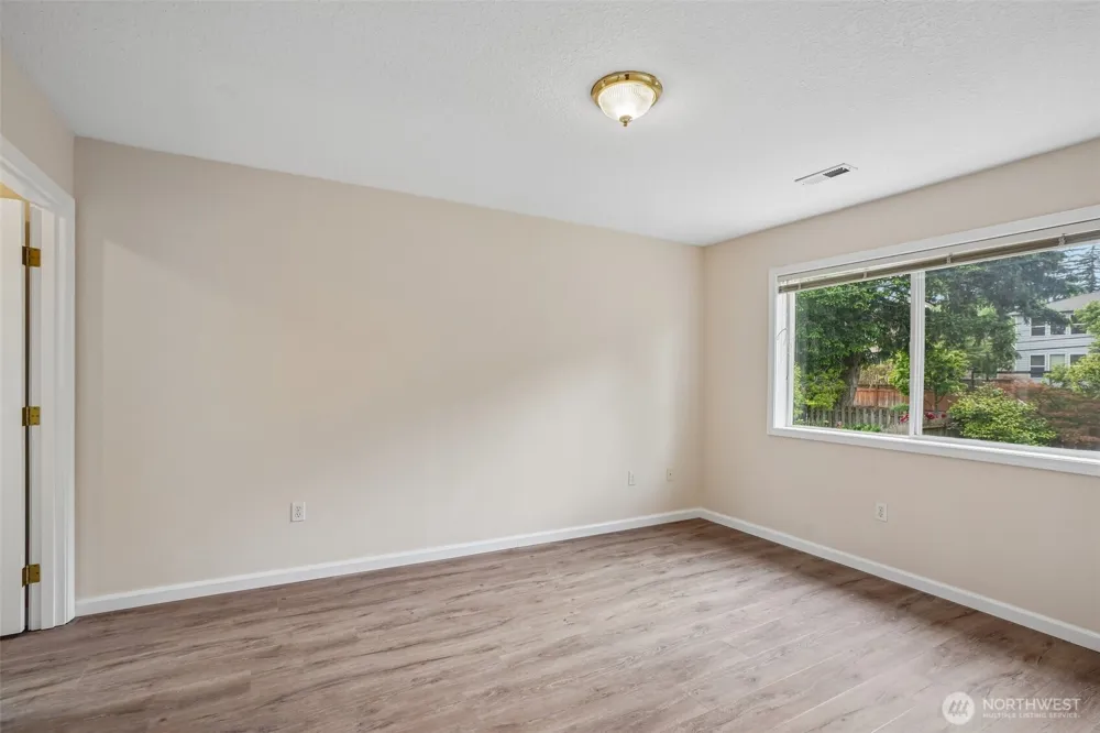 2111 NW Willow Drive Camas, WA 98607