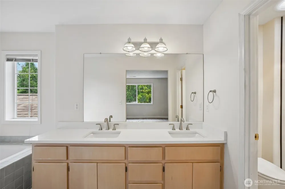 2111 NW Willow Drive Camas, WA 98607