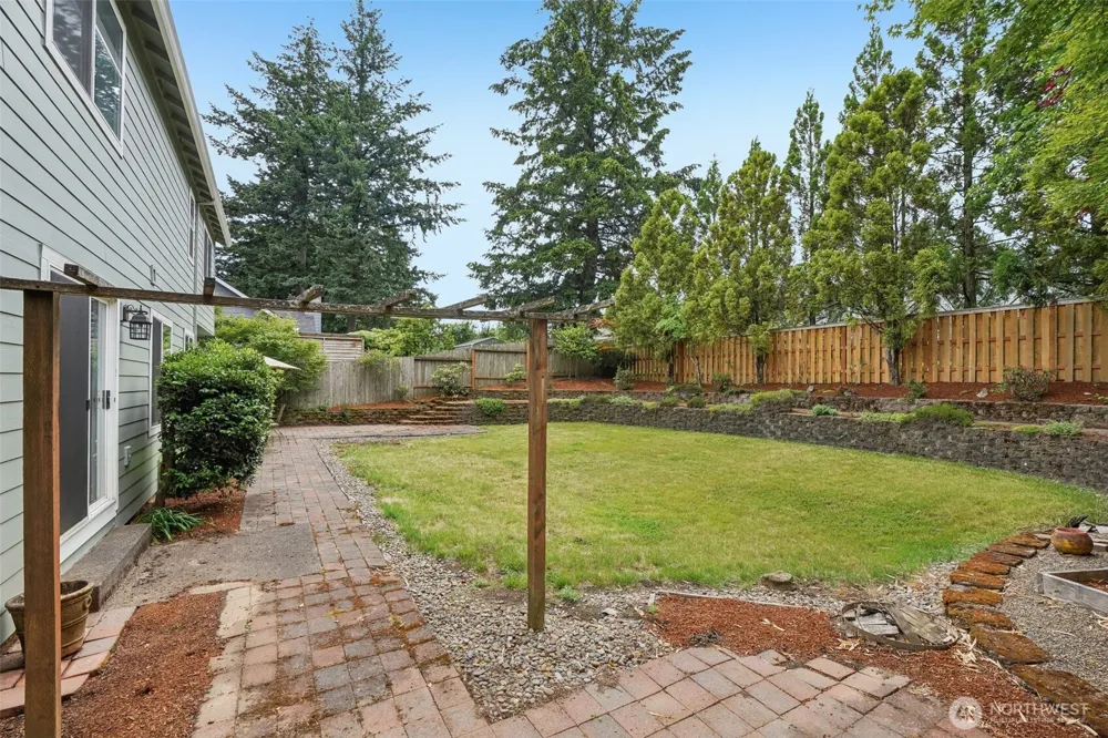 2111 NW Willow Drive Camas, WA 98607