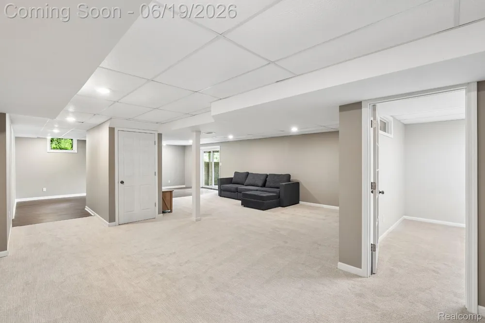 9787 York Woods Drive York Charter Township, MI 48176