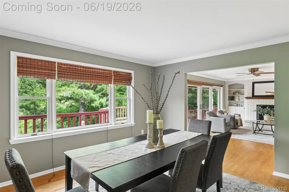 9787 York Woods Drive York Charter Township, MI 48176