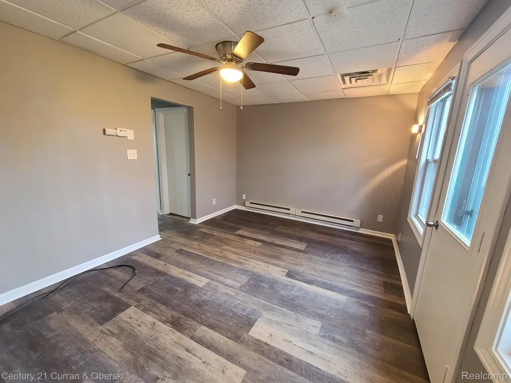1374 HANFORD #2 AVENUE Lincoln Park City, MI 48146