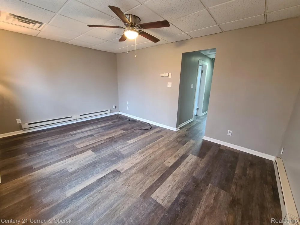 1374 HANFORD #2 AVENUE Lincoln Park City, MI 48146