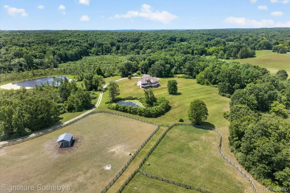 12700 Shaffer Road Springfield Charter Township, MI 48350
