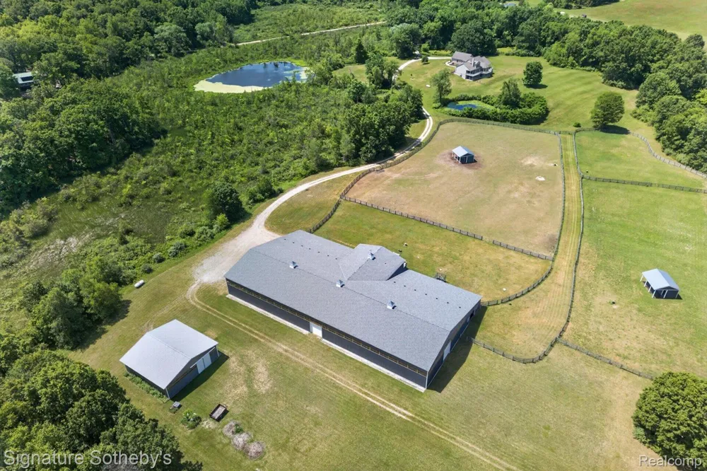 12700 Shaffer Road Springfield Charter Township, MI 48350