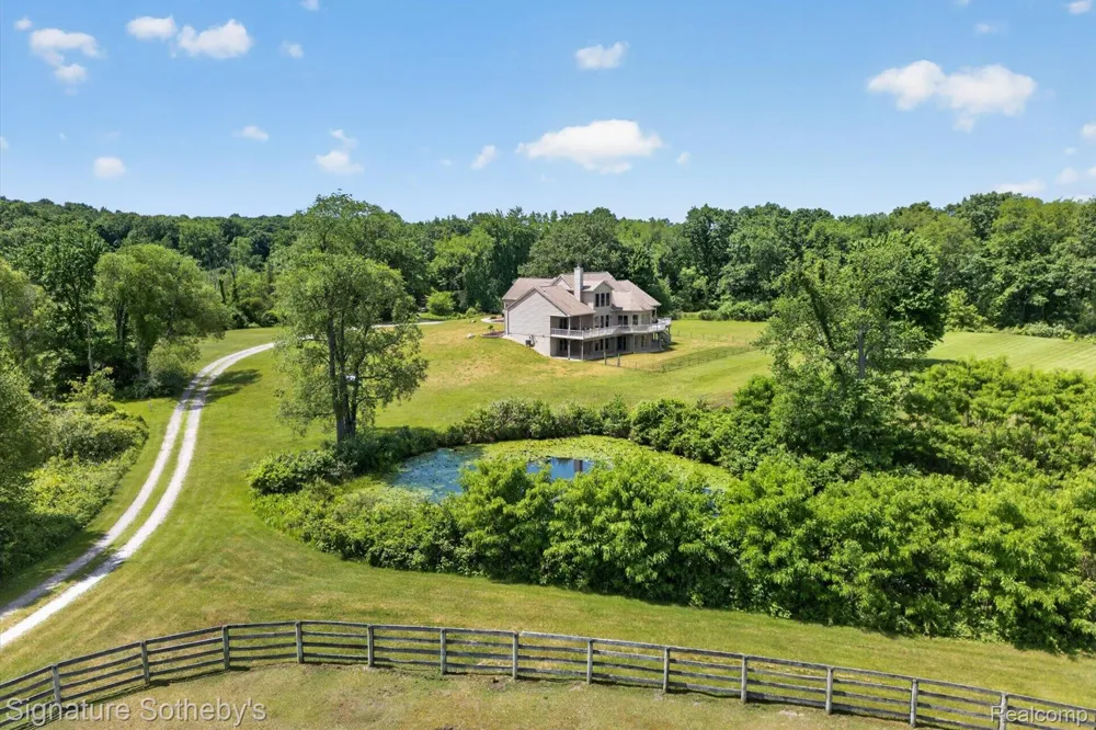 12700 Shaffer Road Springfield Charter Township, MI 48350