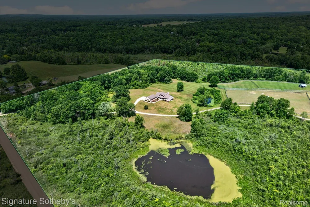 12700 Shaffer Road Springfield Charter Township, MI 48350