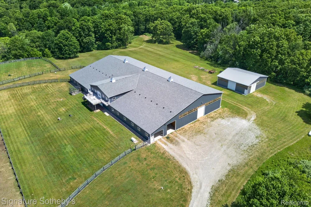 12700 Shaffer Road Springfield Charter Township, MI 48350