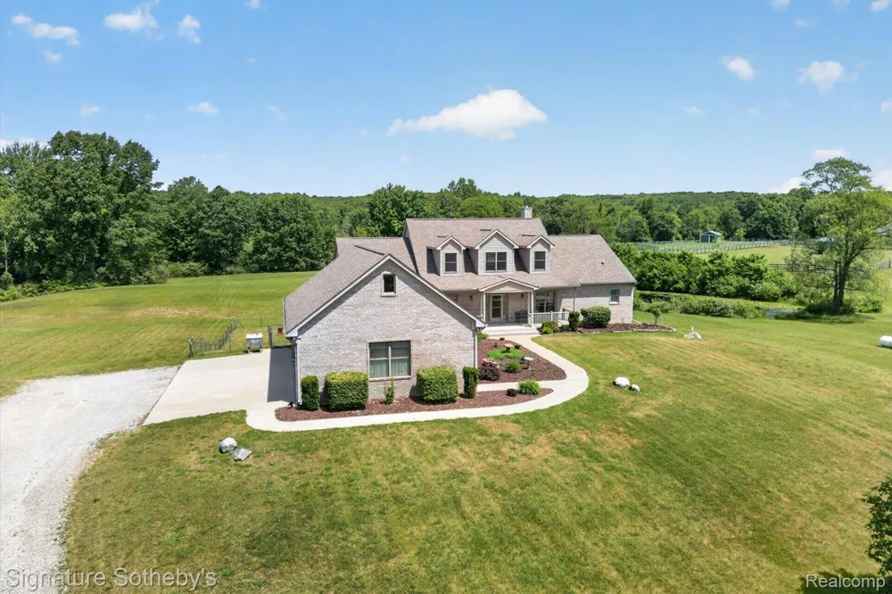 12700 Shaffer Road Springfield Charter Township, MI 48350