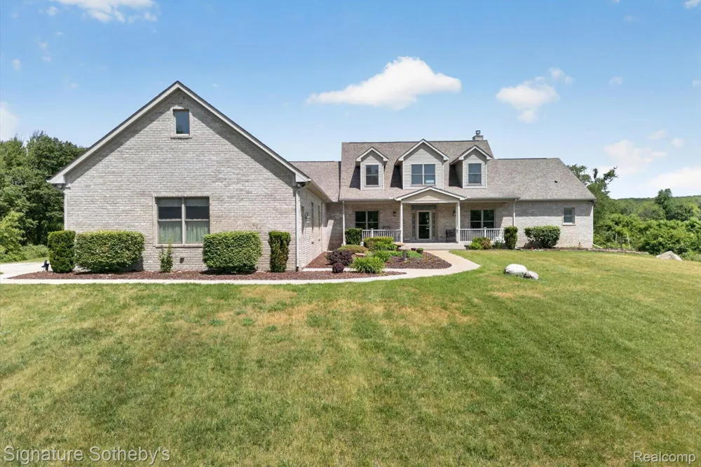 12700 Shaffer Road Springfield Charter Township, MI 48350