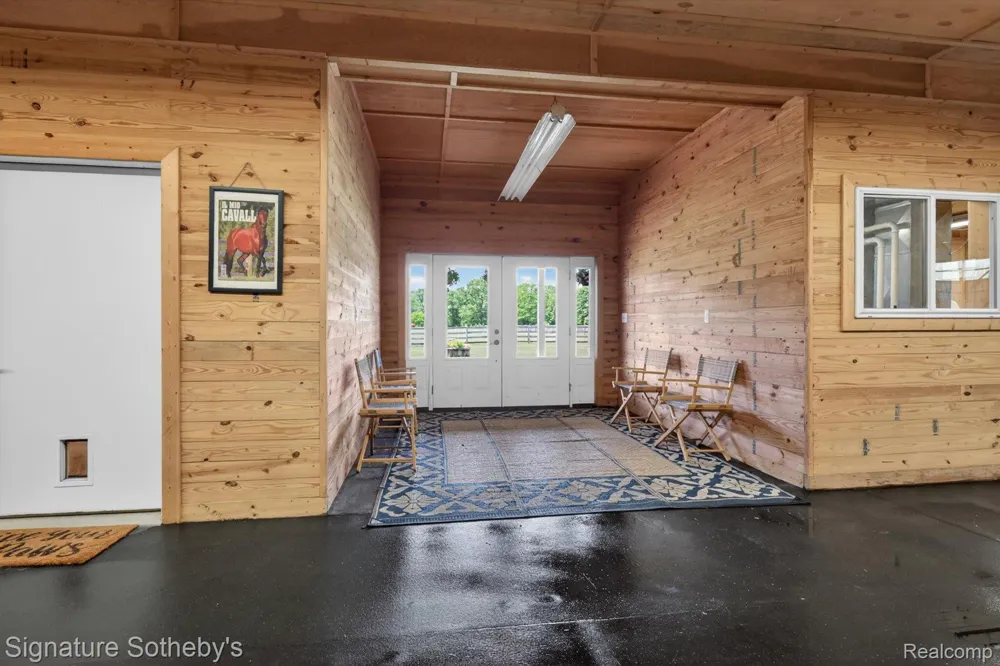 12700 Shaffer Road Springfield Charter Township, MI 48350