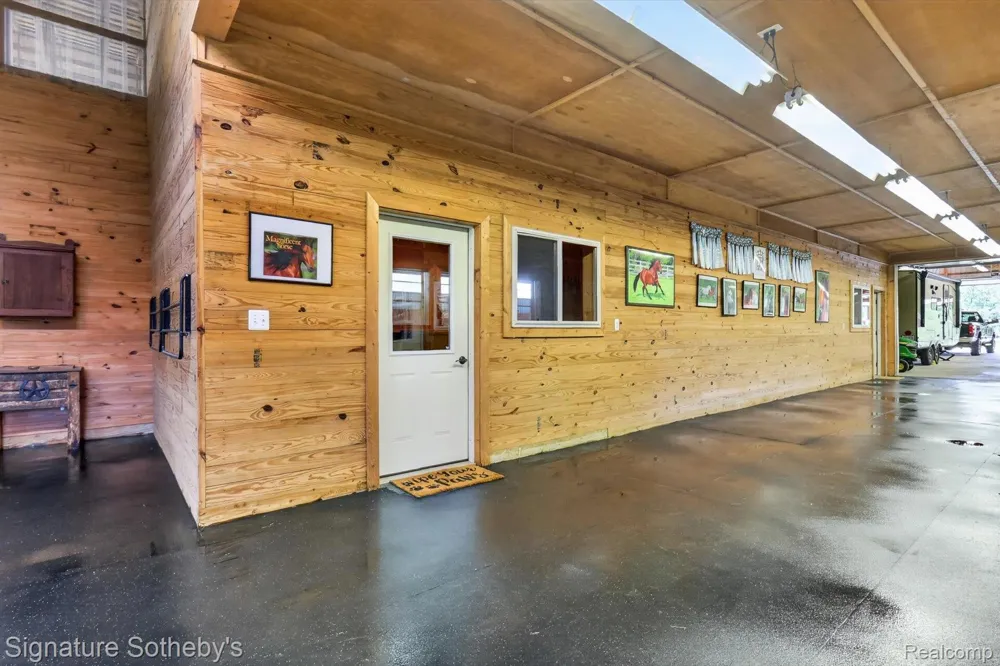 12700 Shaffer Road Springfield Charter Township, MI 48350