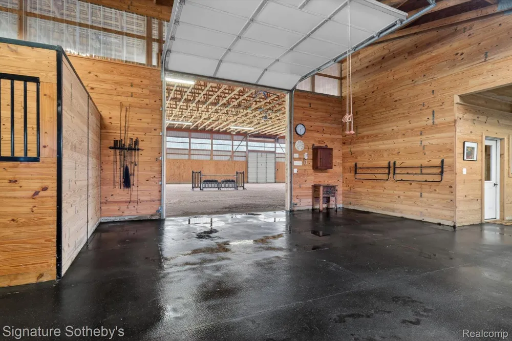 12700 Shaffer Road Springfield Charter Township, MI 48350