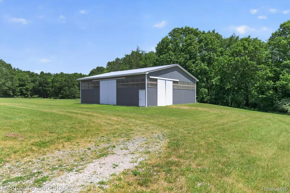 12700 Shaffer Road Springfield Charter Township, MI 48350