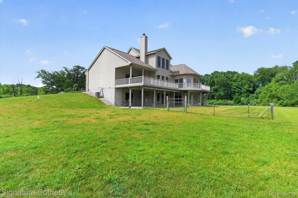 12700 Shaffer Road Springfield Charter Township, MI 48350