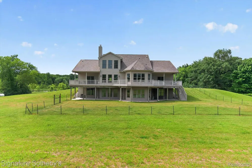 12700 Shaffer Road Springfield Charter Township, MI 48350