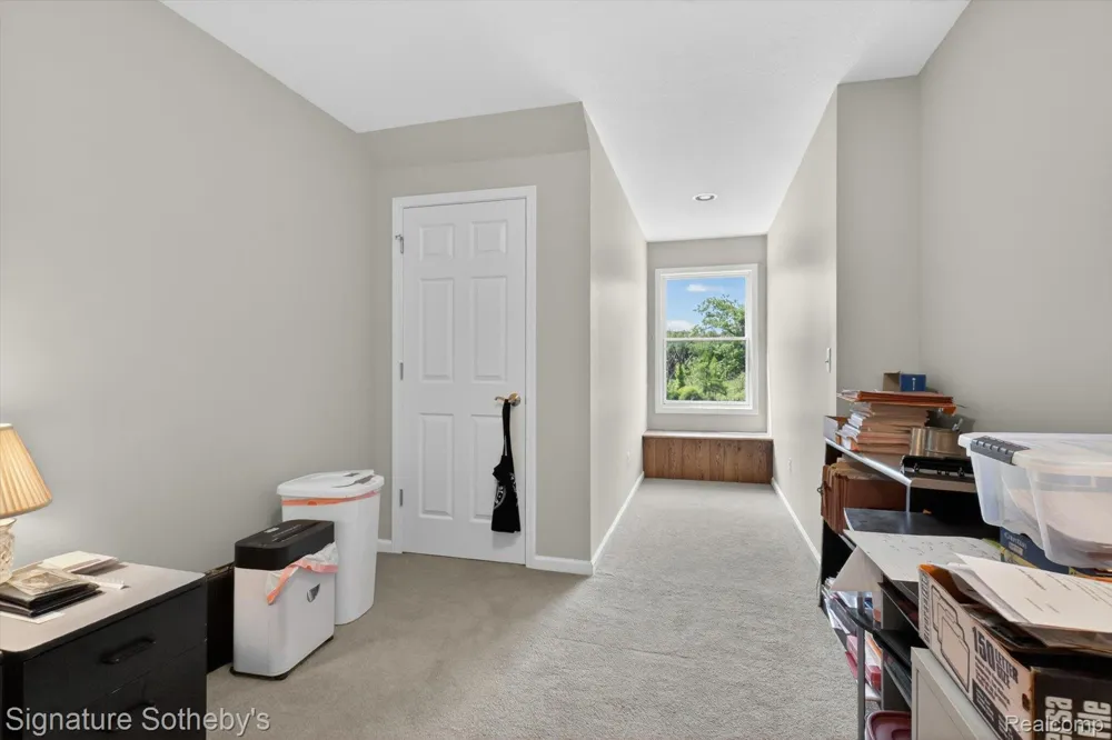 12700 Shaffer Road Springfield Charter Township, MI 48350