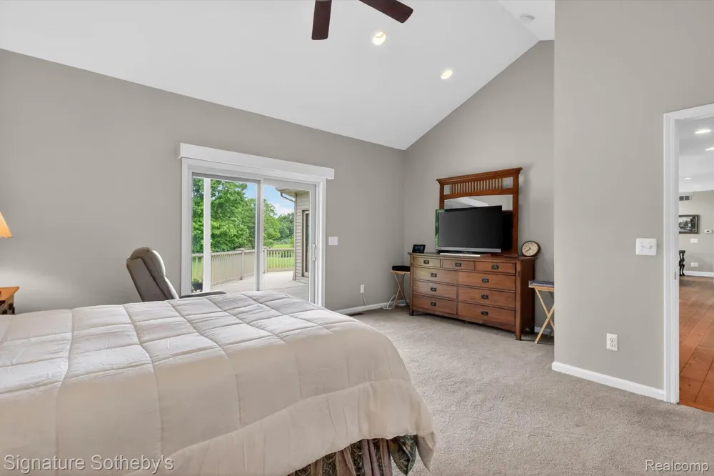 12700 Shaffer Road Springfield Charter Township, MI 48350