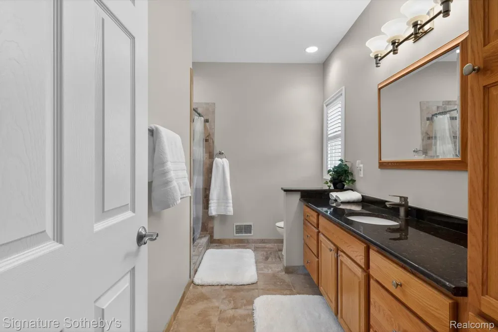 12700 Shaffer Road Springfield Charter Township, MI 48350