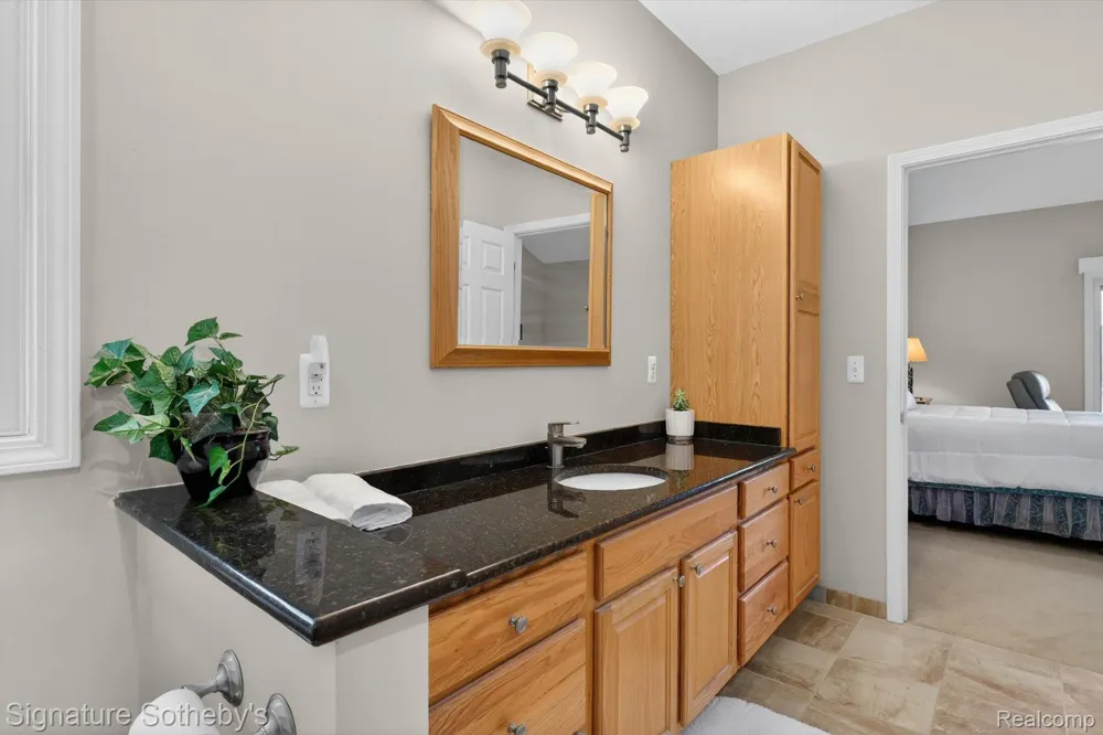 12700 Shaffer Road Springfield Charter Township, MI 48350