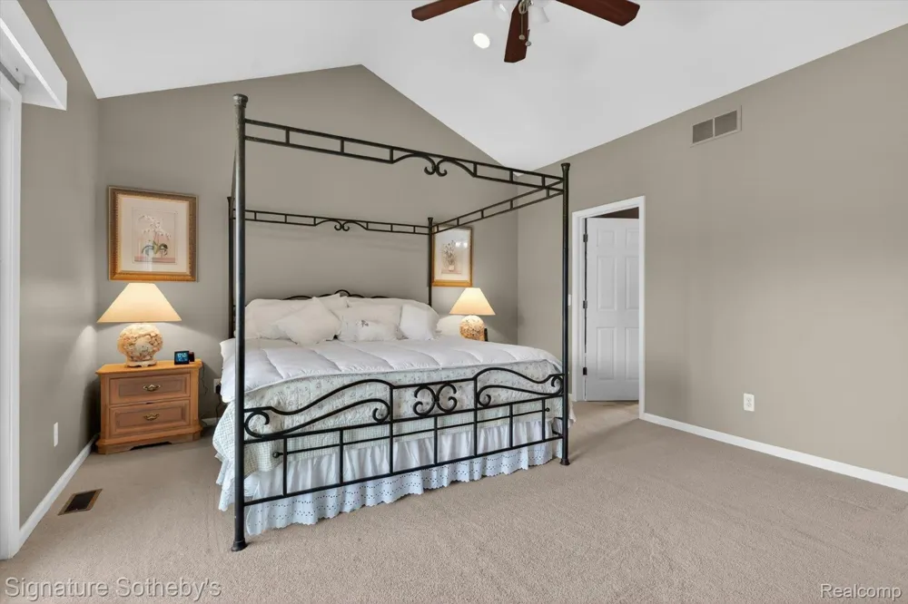 12700 Shaffer Road Springfield Charter Township, MI 48350