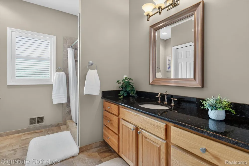 12700 Shaffer Road Springfield Charter Township, MI 48350