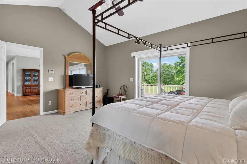 12700 Shaffer Road Springfield Charter Township, MI 48350