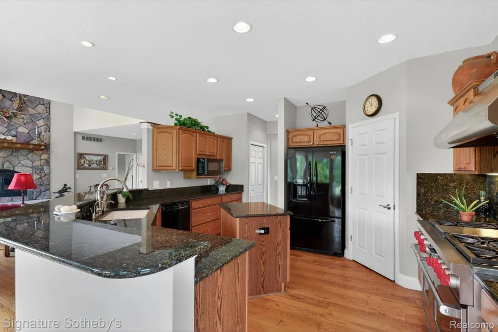 12700 Shaffer Road Springfield Charter Township, MI 48350