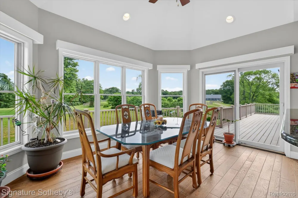 12700 Shaffer Road Springfield Charter Township, MI 48350