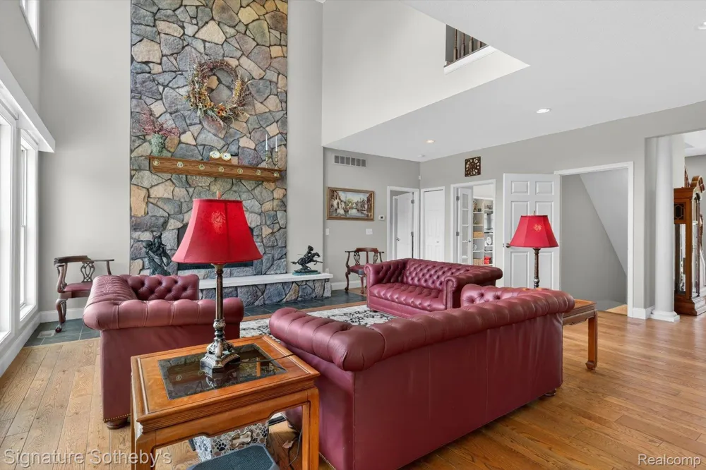 12700 Shaffer Road Springfield Charter Township, MI 48350